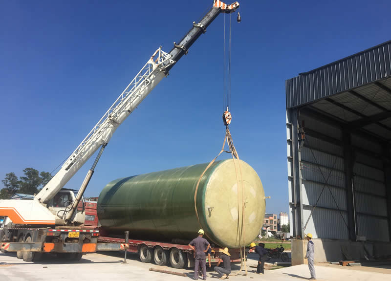 廣西繼禹環(huán)保玻璃鋼儲存罐